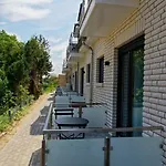 Nocleg ze śniadaniem Dea 4*