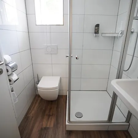 Frühstückspension Dea 4*
